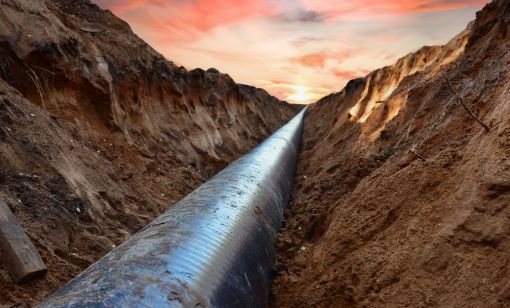 Four major pipelines transport gas from Texas to Mexico.
